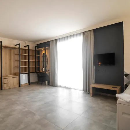 Grand Kolibri Prestige Hotel 5*